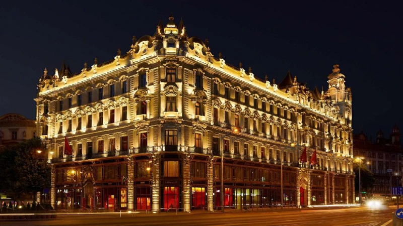 ترندهای نورپردازی نمای ساختمان در سال ۱۴۰۴