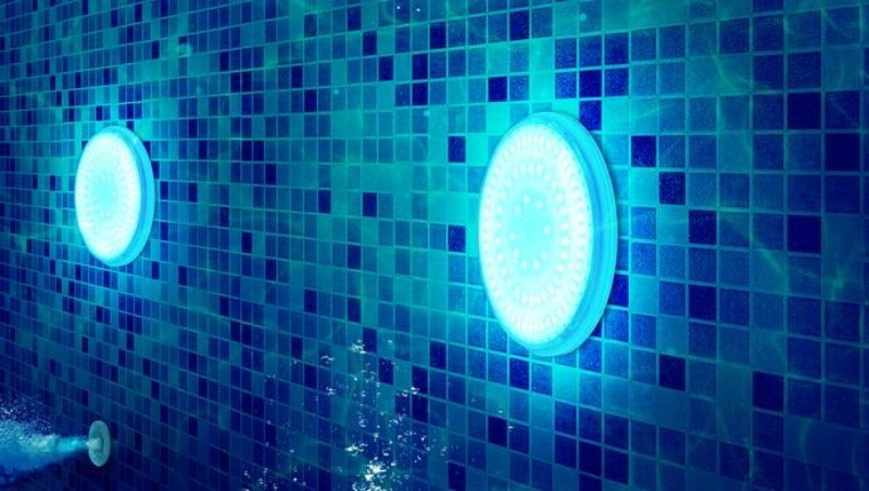 چراغ استخری توکار