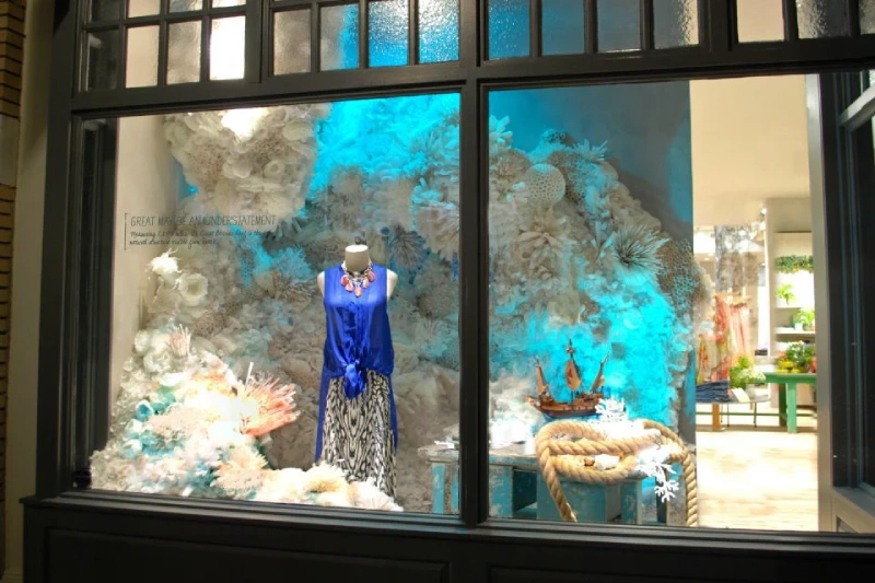 نورپردازی ویترین