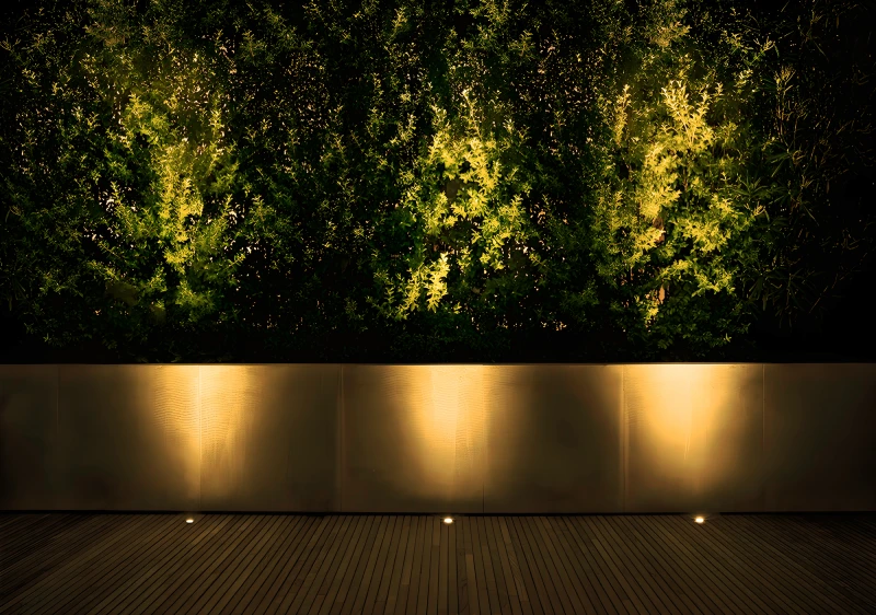 چراغ چشمی و دفنی: نورپردازی مدرن برای محوطه و باغ