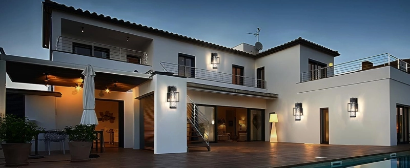 ارتفاع استاندارد نصب چراغ دیواری در ویلا